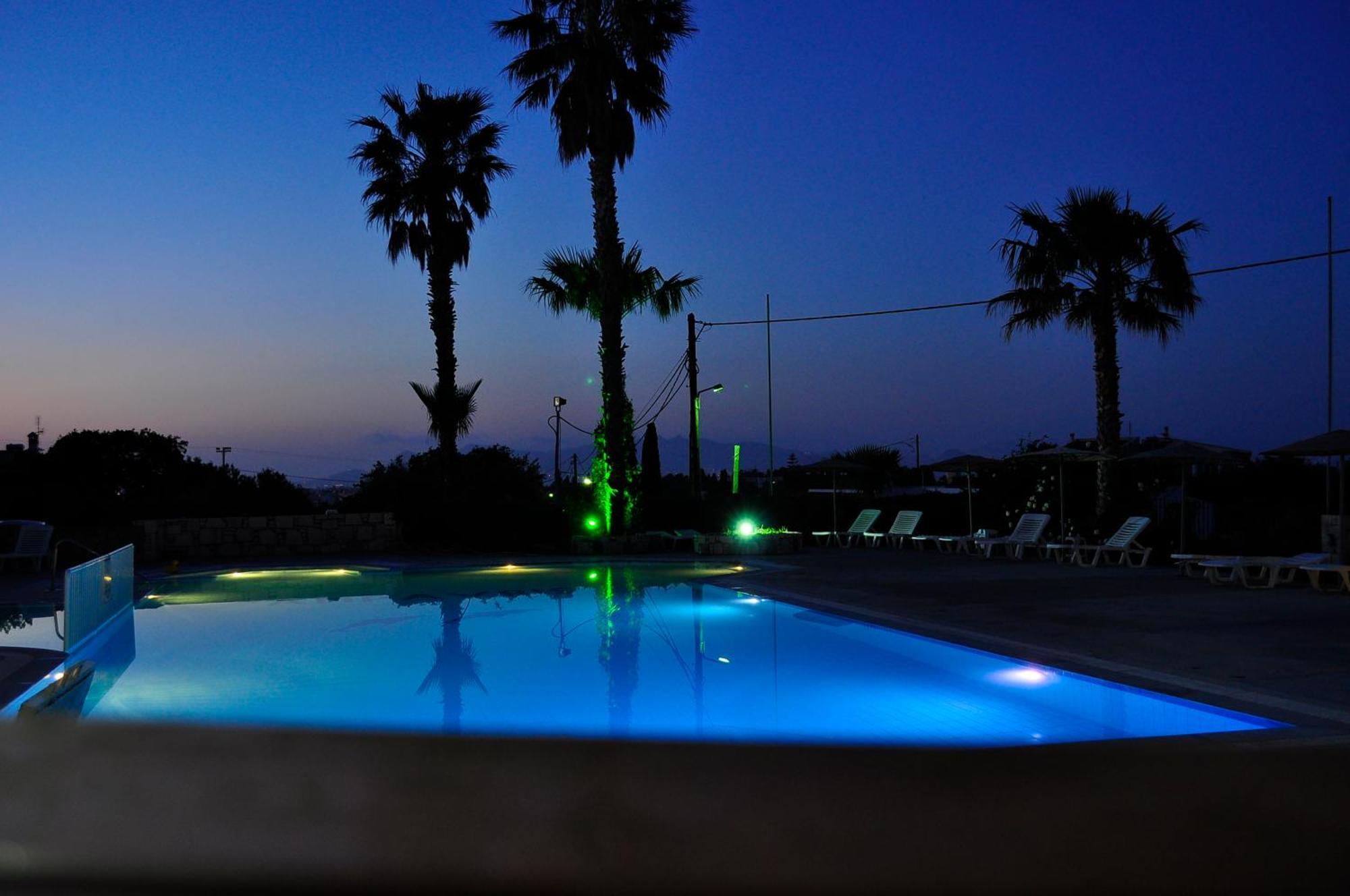 Ampavris Family Apartments Kos-stad Buitenkant foto