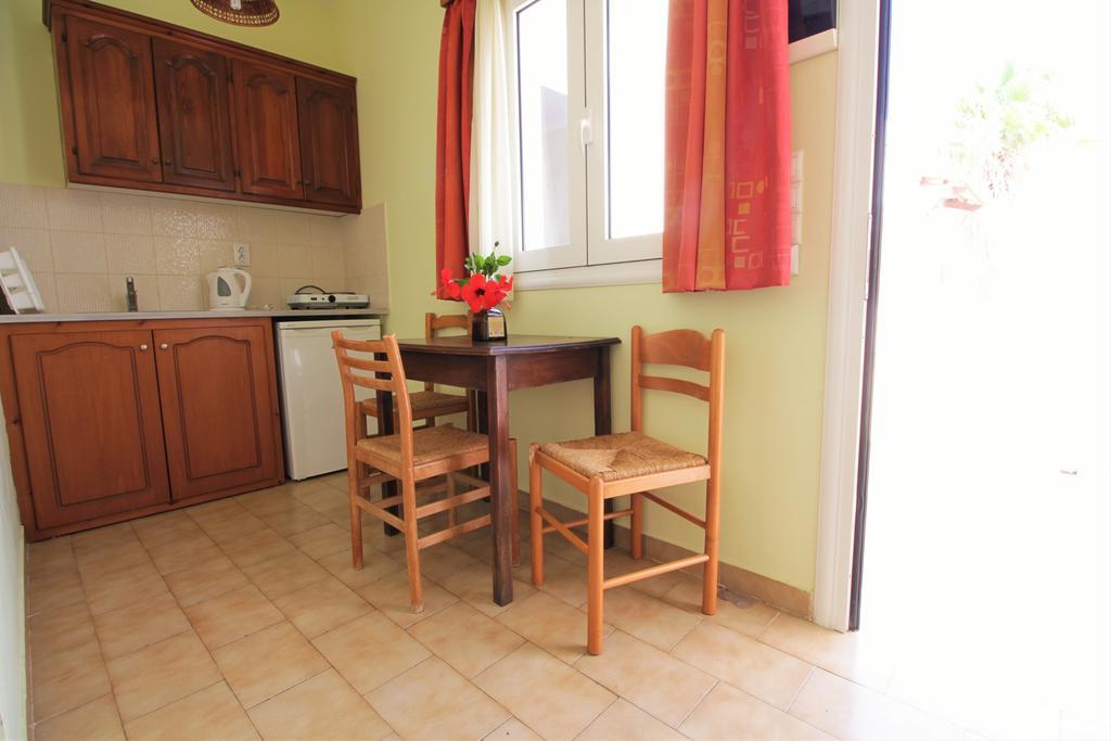 Ampavris Family Apartments Kos-stad Buitenkant foto