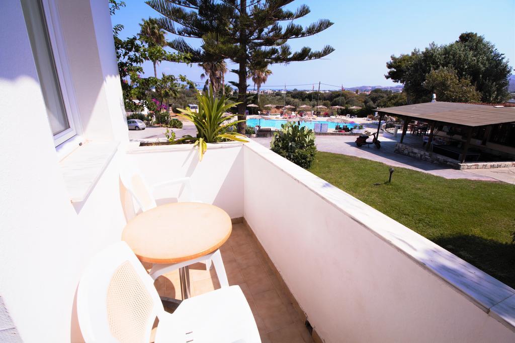 Ampavris Family Apartments Kos-stad Buitenkant foto
