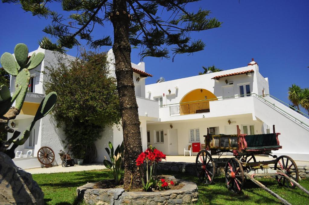 Ampavris Family Apartments Kos-stad Buitenkant foto