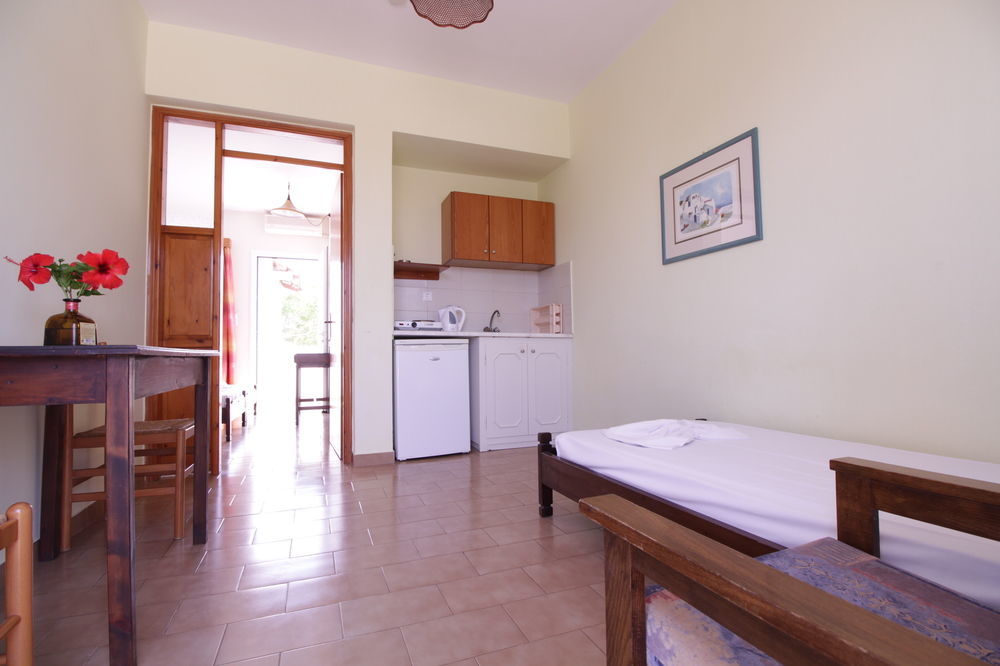 Ampavris Family Apartments Kos-stad Buitenkant foto