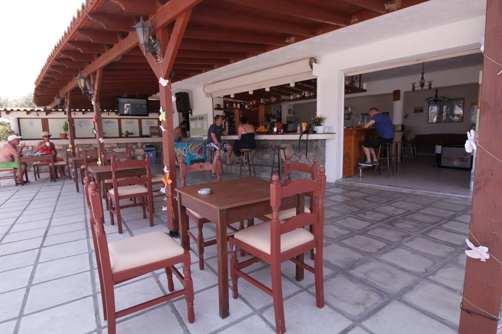 Ampavris Family Apartments Kos-stad Buitenkant foto