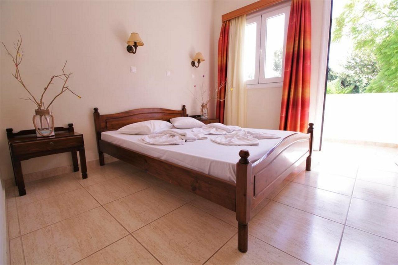 Ampavris Family Apartments Kos-stad Buitenkant foto