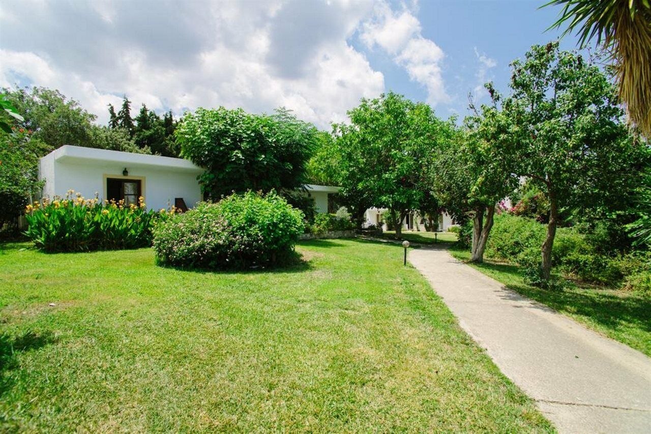 Ampavris Family Apartments Kos-stad Buitenkant foto